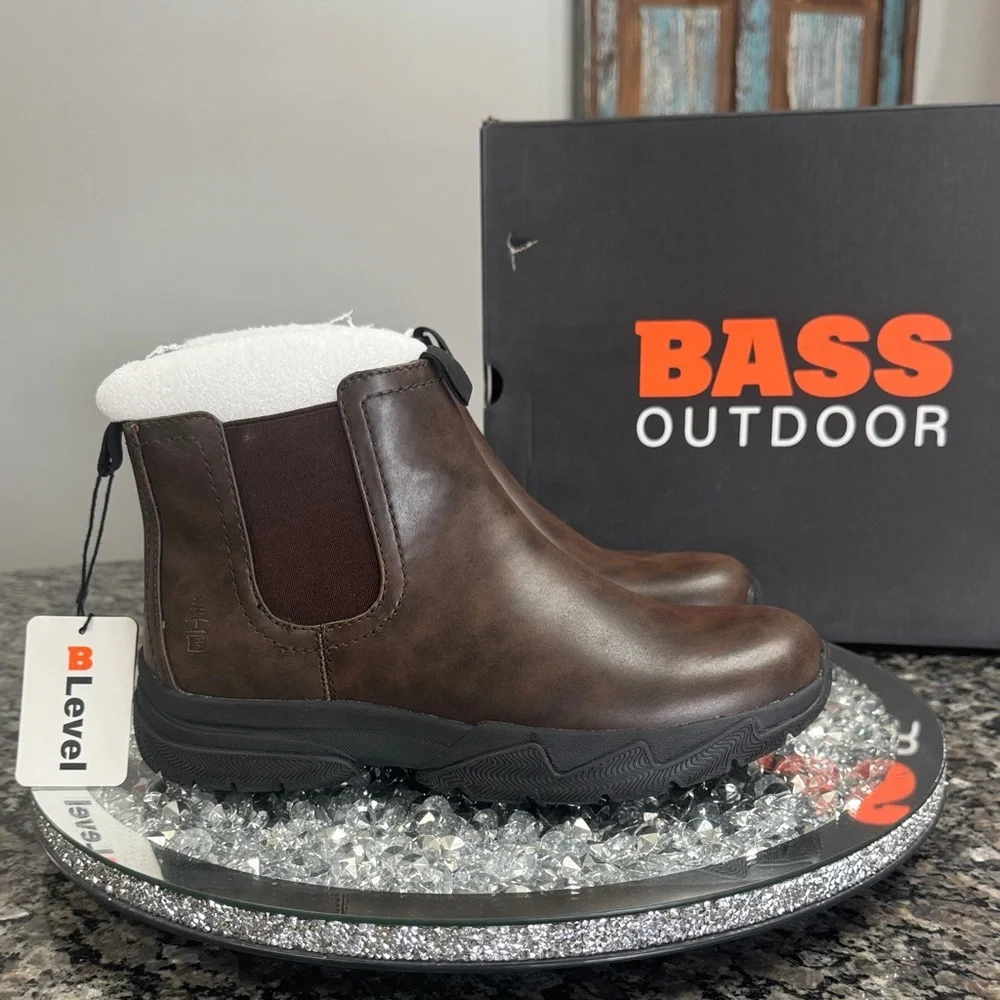 Bass Outdoor men’s field Chelsea Brown Ankle Boots NEW 9